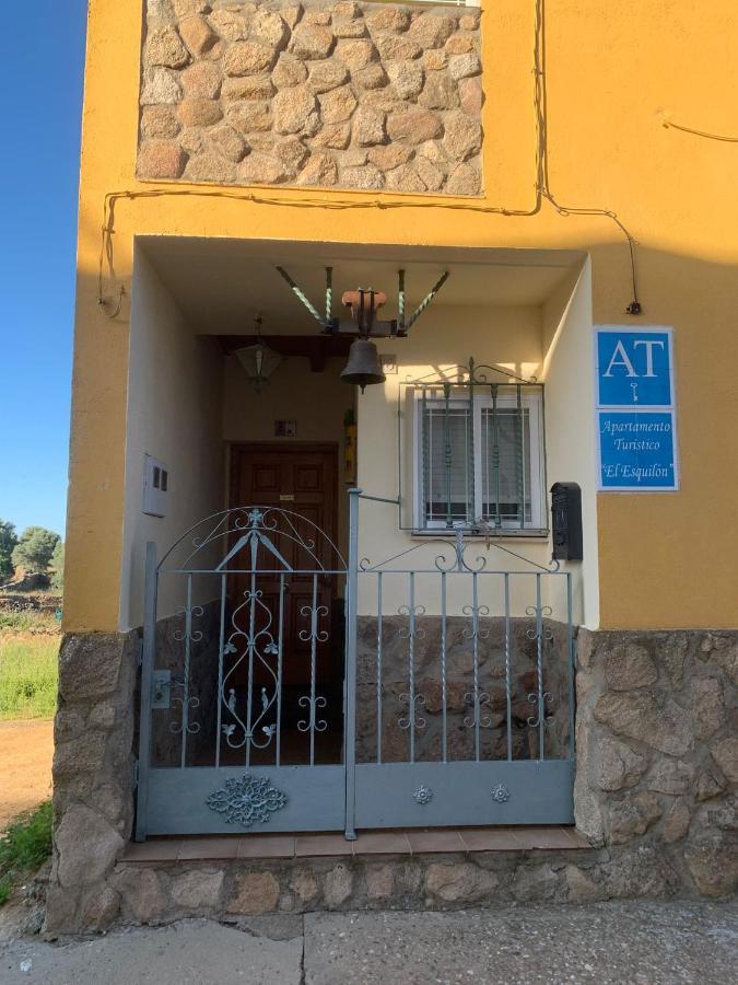 Apartamento Turistico El Esquilon Calzadilla Luaran gambar